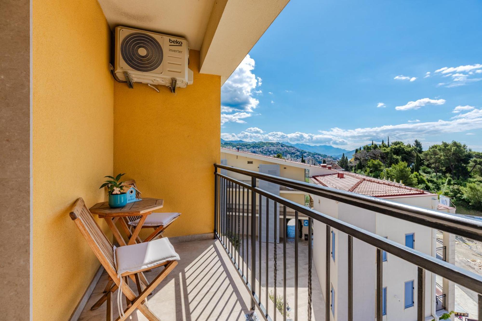 Apart Hotel M S Katunjanin Herceg Novi Exterior photo